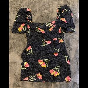 A.Peach fitted off the shoulder dress size 1X
